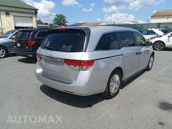 2014 Honda Odyssey LX 118.1" WB - miniatura 7