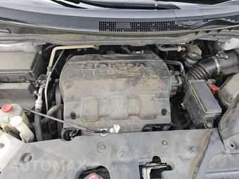 2014 Honda Odyssey Touring 118.1" WB – miniatura 17