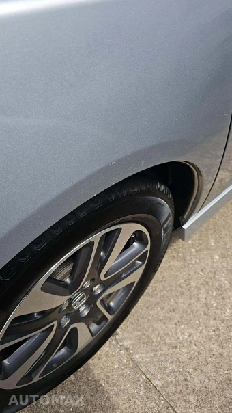 2014 Honda Odyssey Touring 118.1" WB – miniatura 26