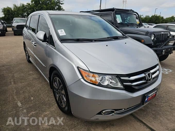 2014 Honda Odyssey Touring 118.1" WB – miniatura 3