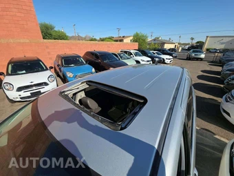 2014 Honda Odyssey Touring 118.1" WB - miniatura 12
