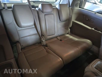 2014 Honda Odyssey Touring Elite 118.1" WB - miniatura 14