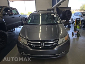2014 Honda Odyssey Touring Elite 118.1" WB - miniatura 2
