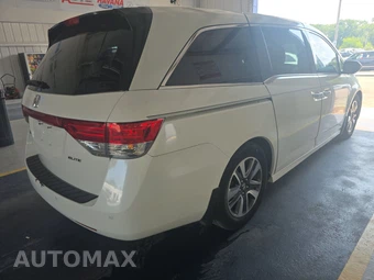 2014 Honda Odyssey Touring Elite 118.1" WB - miniatura 4