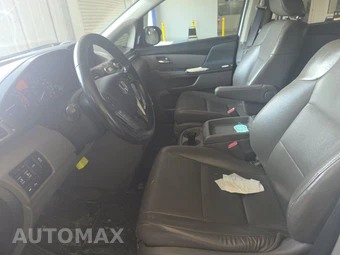 2014 Honda Odyssey Touring Elite 118.1" WB - miniatura 7