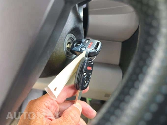 2014 Honda Pilot EX – miniatura 8
