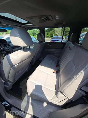 2014 Honda Pilot Touring w/Navigation & RES – miniatura 13