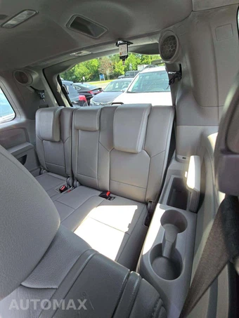 2014 Honda Pilot Touring w/Navigation & RES – miniatura 14