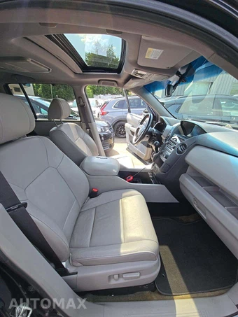 2014 Honda Pilot Touring w/Navigation & RES – miniatura 19