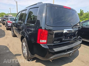 2014 Honda Pilot Touring w/Navigation & RES – miniatura 2