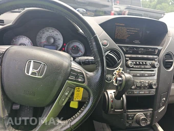 2014 Honda Pilot Touring w/Navigation & RES - miniatura 11