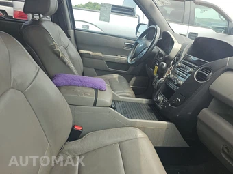 2014 Honda Pilot Touring w/Navigation & RES - miniatura 8