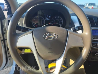 2014 Hyundai Accent GLS Sedan – miniatura 10