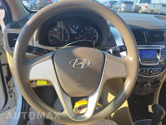 2014 Hyundai Accent GLS Sedan – miniatura 11