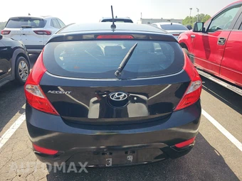 2014 Hyundai Accent GS Hatchback – miniatura 5