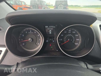 2014 Hyundai Elantra GT Hatchback – miniatura 9