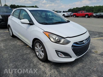 2014 Hyundai Elantra GT Hatchback – miniatura 3