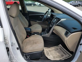 2014 Hyundai Elantra GT Hatchback – miniatura 8