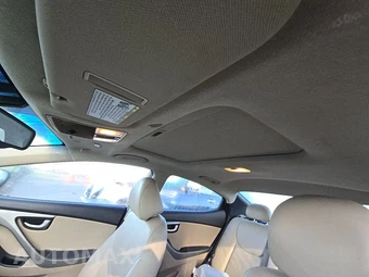 2014 Hyundai Elantra Limited Sedan – miniatura 17
