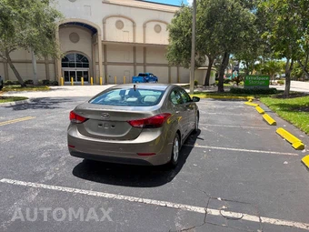 2014 Hyundai Elantra SE Sedan - miniatura 16