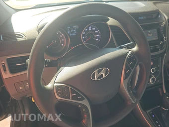 2014 Hyundai Elantra SE Sedan – miniatura 10