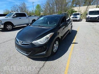 2014 Hyundai Elantra SE Sedan