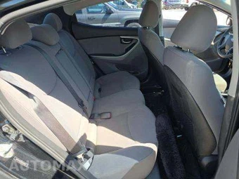 2014 Hyundai Elantra SE Sedan – miniatura 17