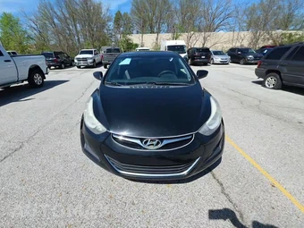 2014 Hyundai Elantra SE Sedan – miniatura 2