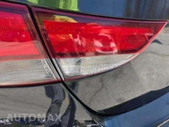 2014 Hyundai Elantra SE Sedan – miniatura 28