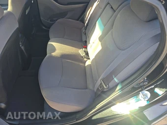 2014 Hyundai Elantra SE Sedan - miniatura 13