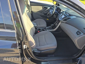 2014 Hyundai Elantra SE Sedan - miniatura 8