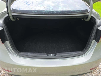 2014 Hyundai Elantra SE Sedan – miniatura 11