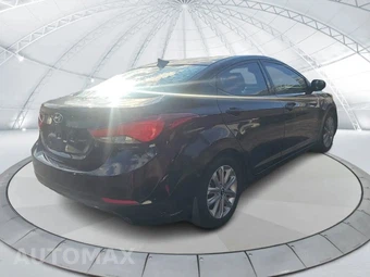 2014 Hyundai Elantra SE Sedan - miniatura 3