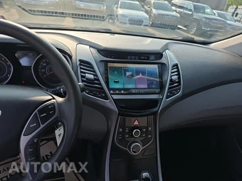 2014 Hyundai Elantra SE Sedan - miniatura 14