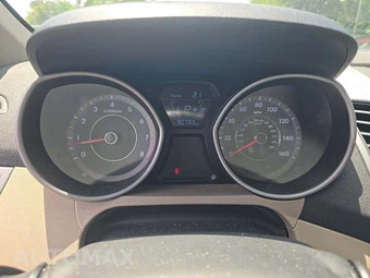 2014 Hyundai Elantra SE Sedan - miniatura 9