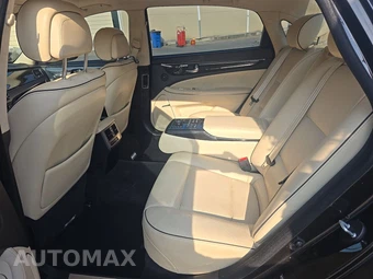 2014 Hyundai Equus Signature – miniatura 13