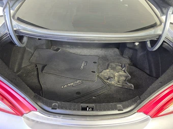 2014 Hyundai Genesis Coupe 2.0T Premium - miniatura 16