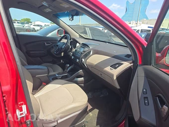 2014 Hyundai Tucson SE - miniatura 8