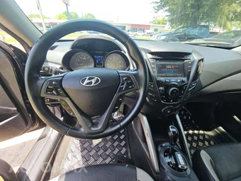 2014 Hyundai Veloster Turbo w/Black Interior – miniatura 10