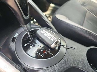 2014 Hyundai Veloster Turbo w/Black Interior – miniatura 8