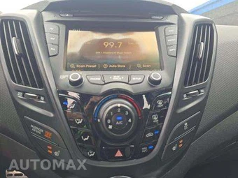 2014 Hyundai Veloster Turbo w/Black Interior – miniatura 10