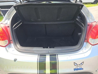 2014 Hyundai Veloster Turbo w/Blue Interior – miniatura 11