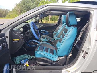 2014 Hyundai Veloster Turbo w/Blue Interior – miniatura 3