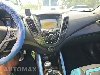 2014 Hyundai Veloster Turbo w/Blue Interior – miniatura 7