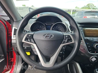 2014 Hyundai Veloster w/Black Interior – miniatura 10