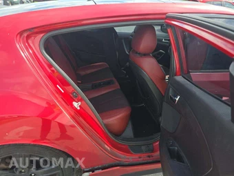 2014 Hyundai Veloster w/Red Interior – miniatura 13
