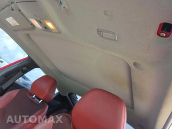 2014 Hyundai Veloster w/Red Interior – miniatura 8