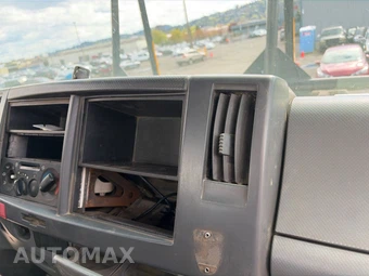 2014 Isuzu NPR – miniatura 14