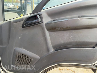2014 Isuzu NPR – miniatura 21
