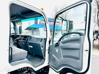 2014 Isuzu NPR – miniatura 19
